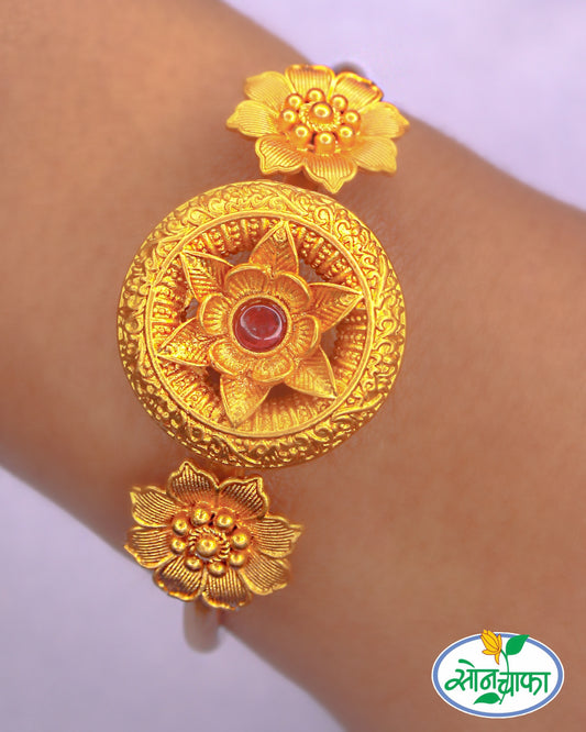 FLORAL DESIGNER KADA