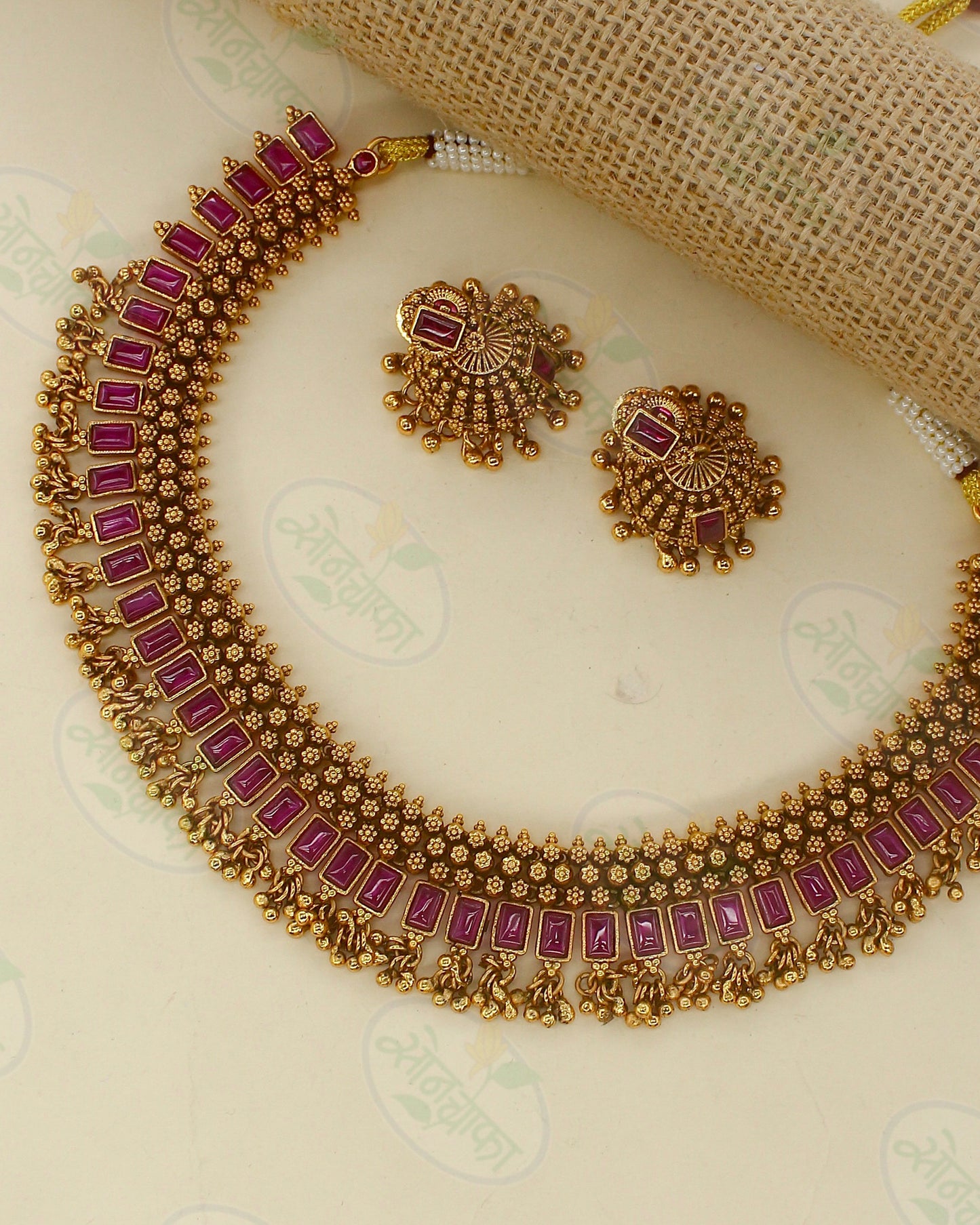 SPARKING CHARM NECKLACE