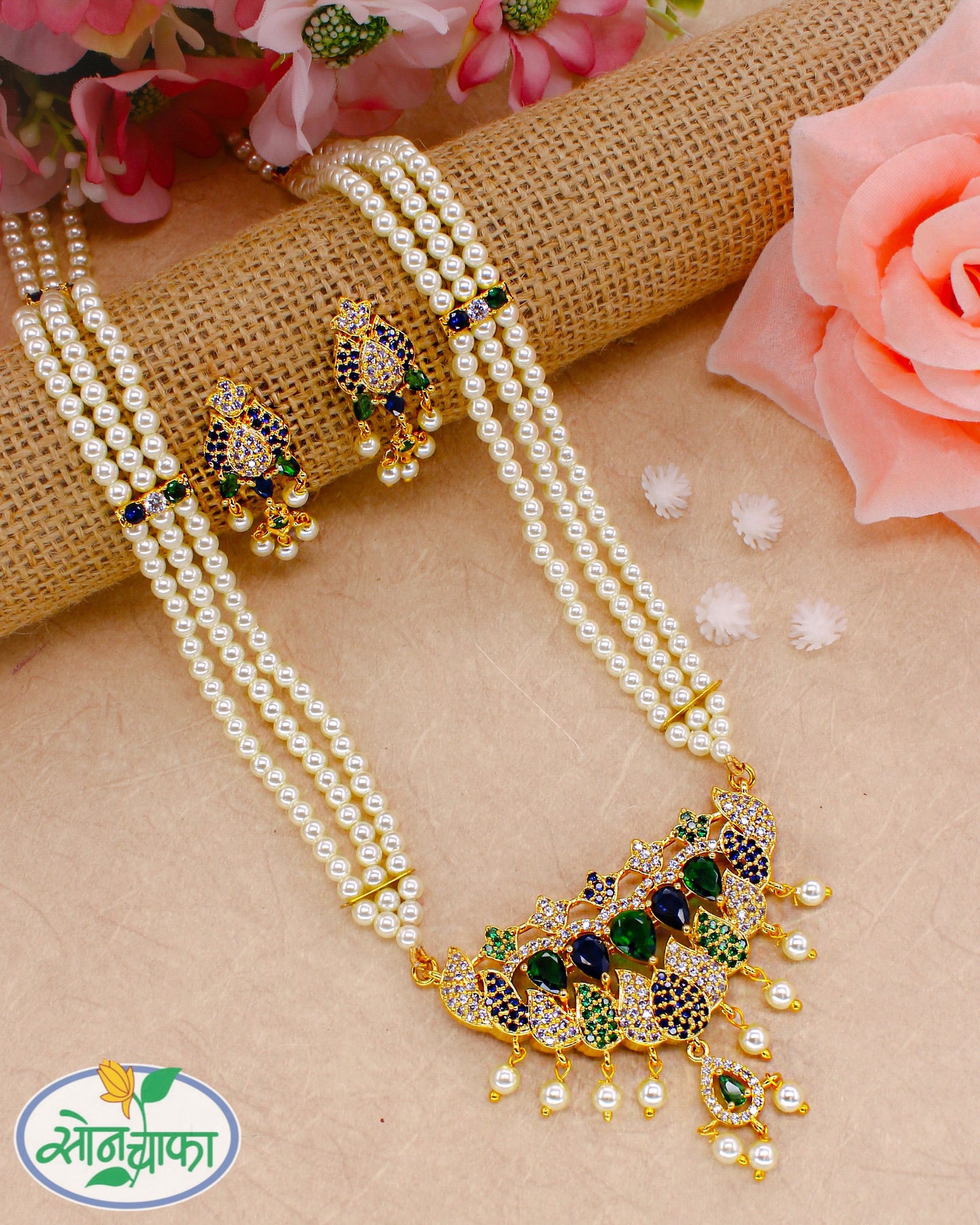 GLOSSY MOTI NECKLACE