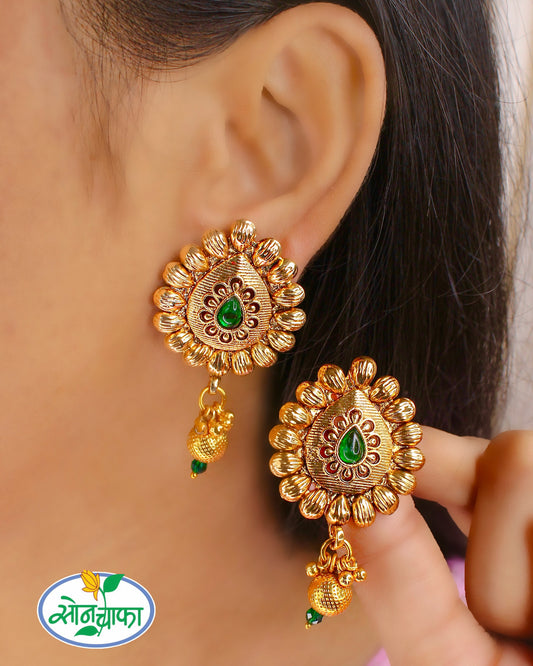 LEAFLET ANTIQUE EARRINGS