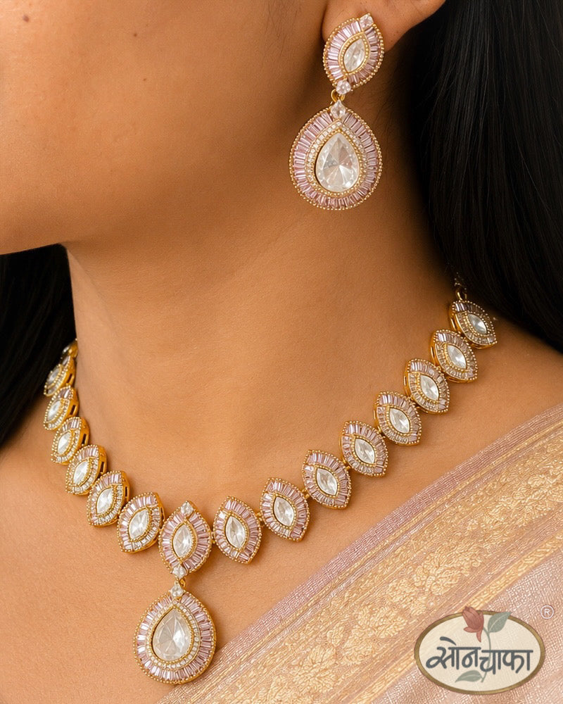 UNIQUE DESIGNER  NECKLACE
