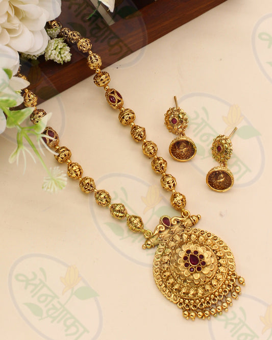 STUNNING ANTIQUE NECKLACE