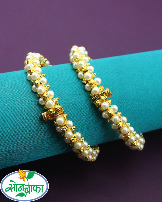 GOLDEN & PEARL BEADS BANGLES