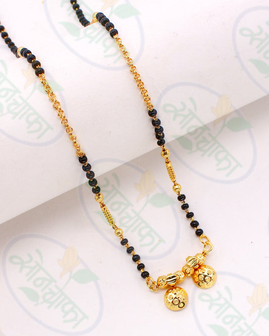 PRETTY WATI PENDANT MANGALSUTRA