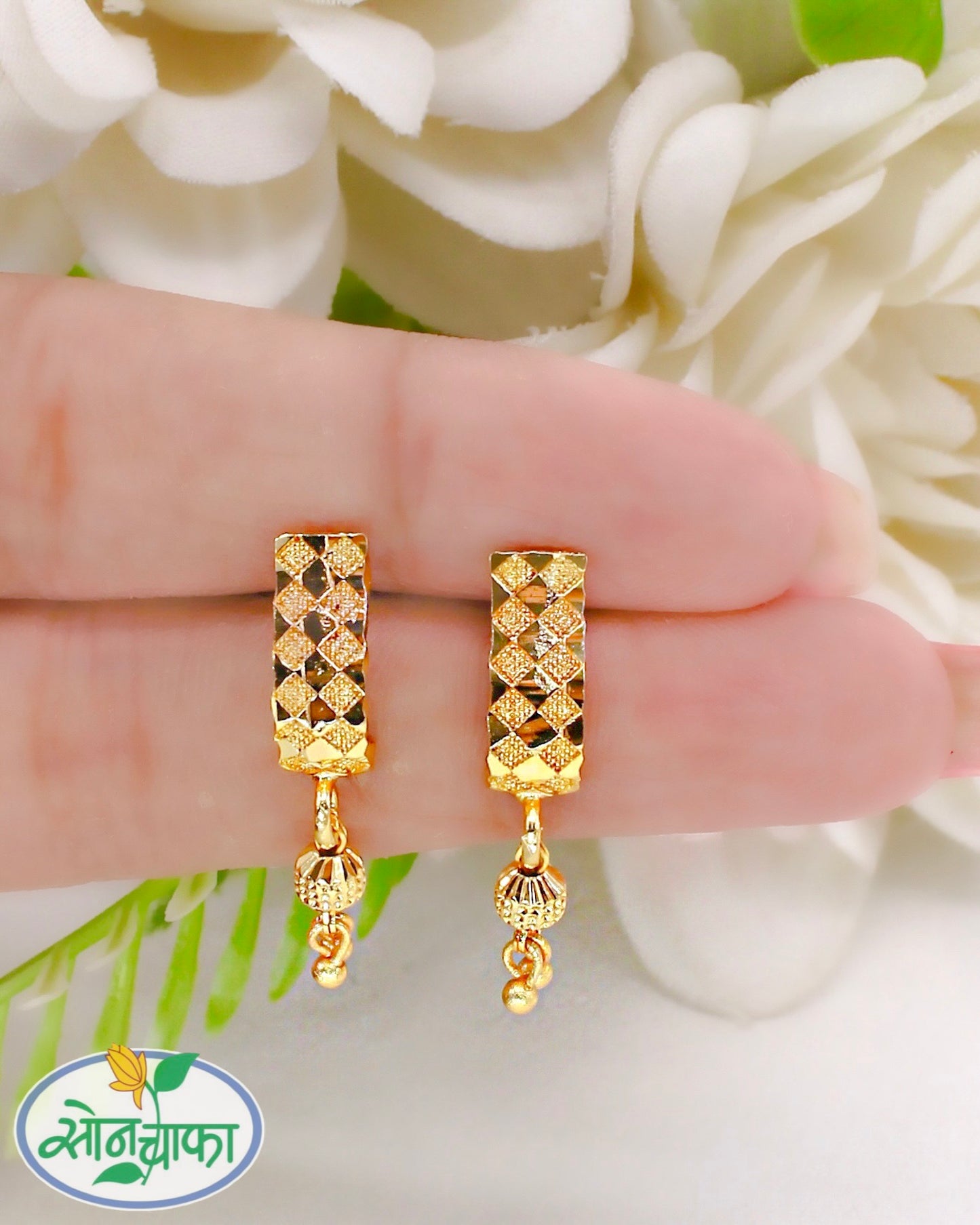 ORNANT GOLD DROP EARRINGS