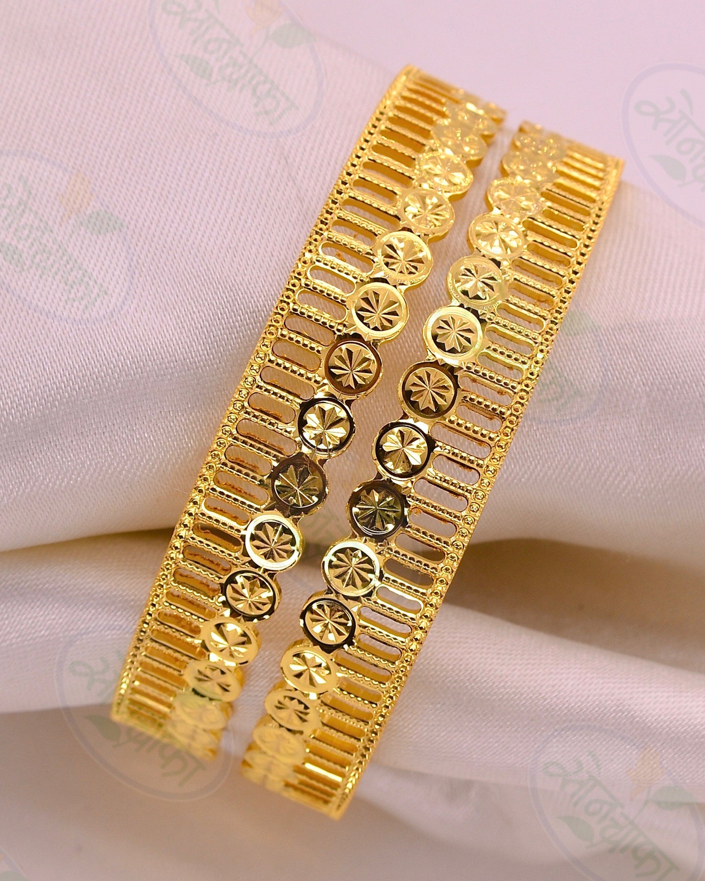 MODISH GOLD PLATED BANGLES