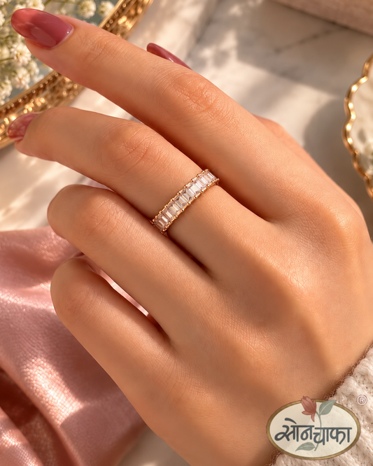 MODISH DIAMOND RING
