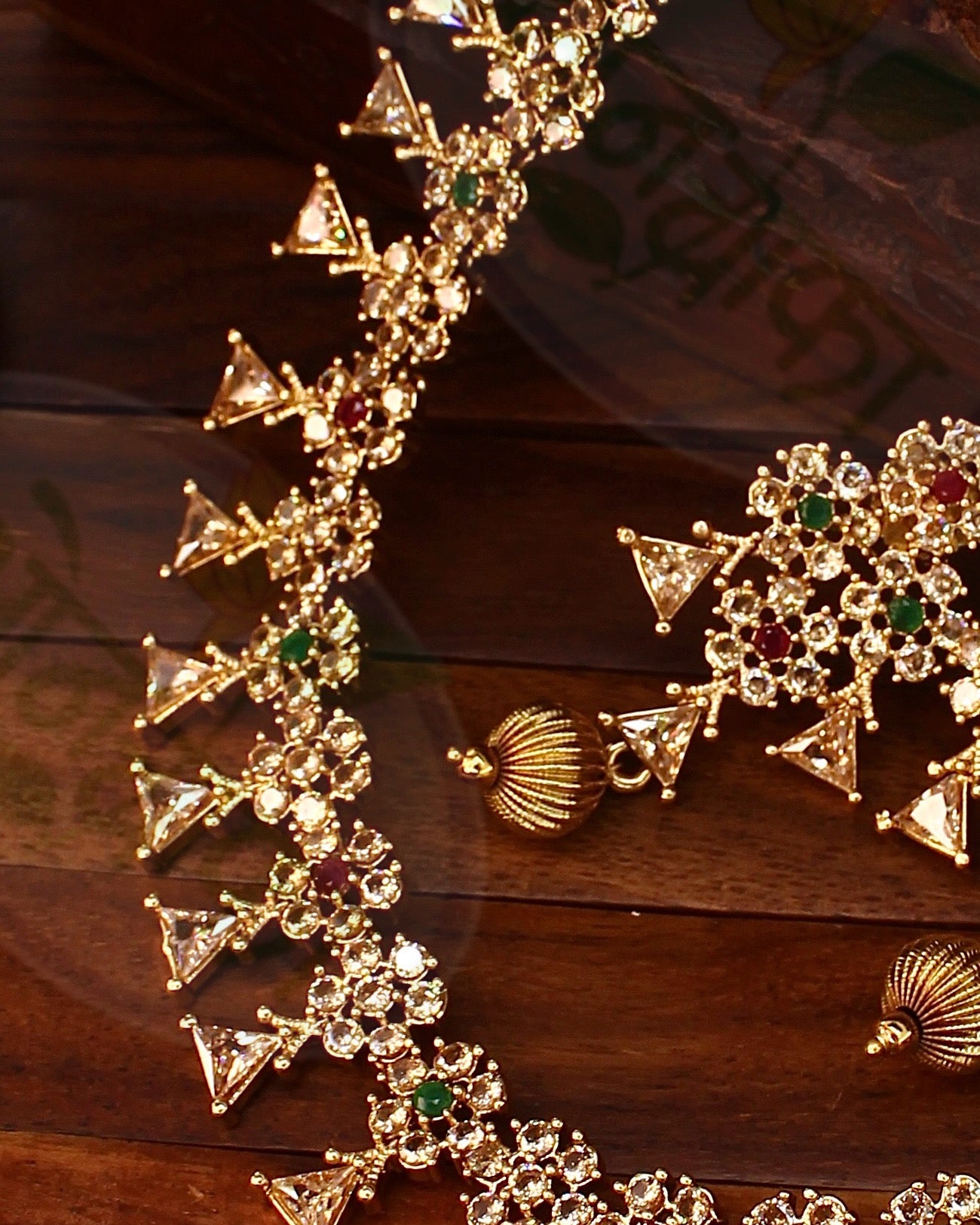 FLORAL DESIGNER NECKLACE