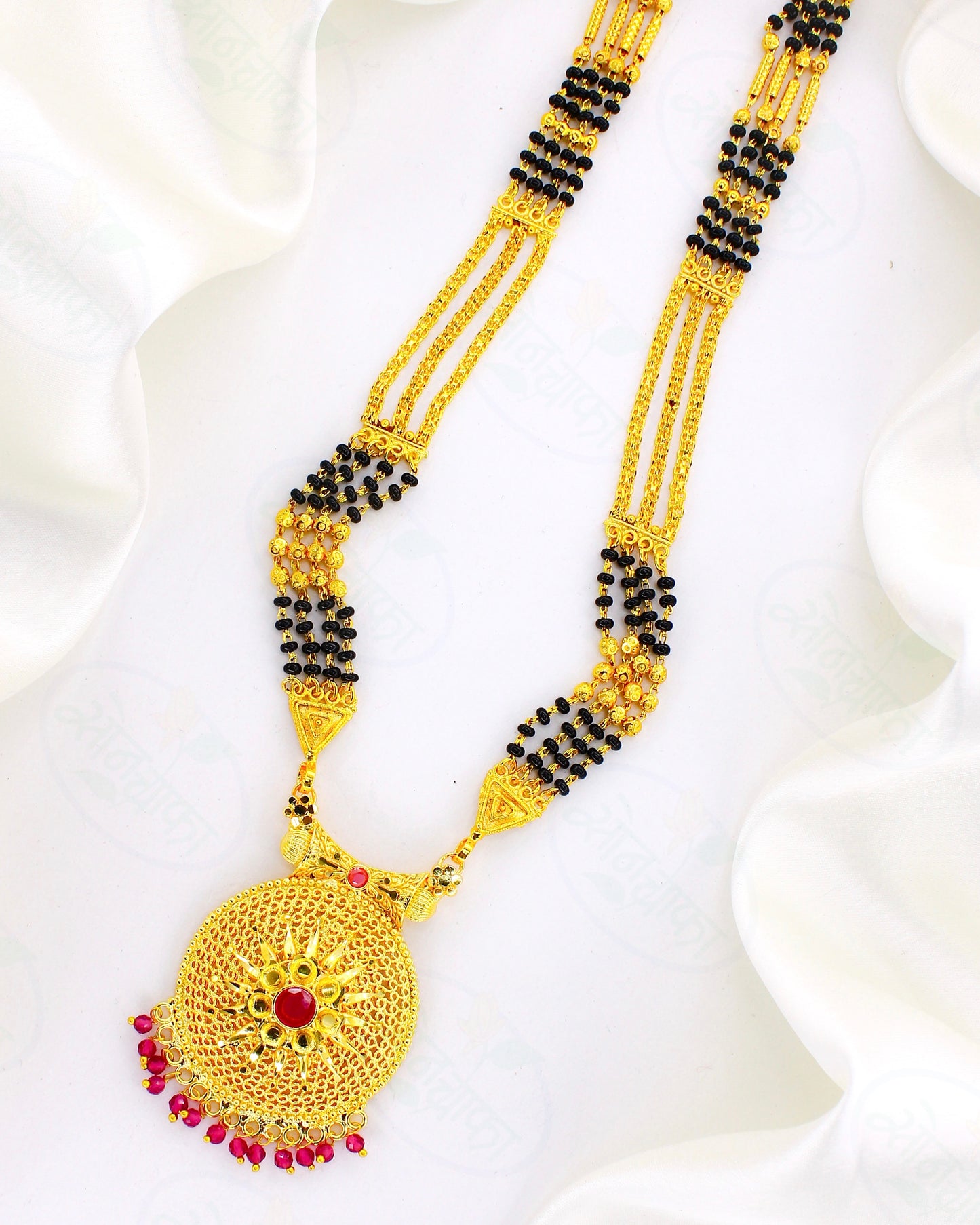 VERY CLASSY MANGALSUTRA