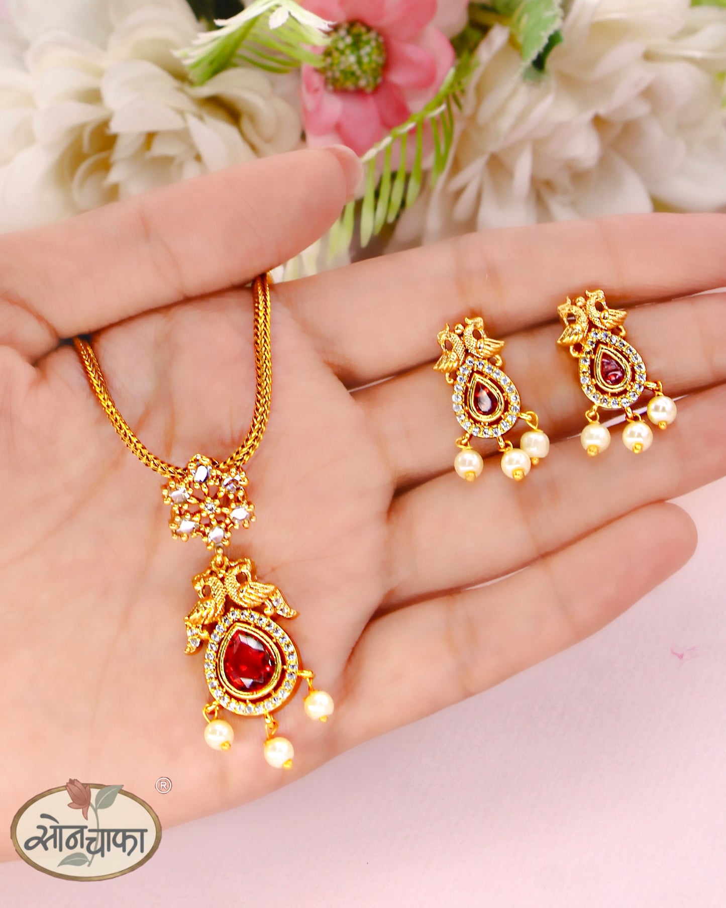 MAJESTIC PEACOCK NECKLACE