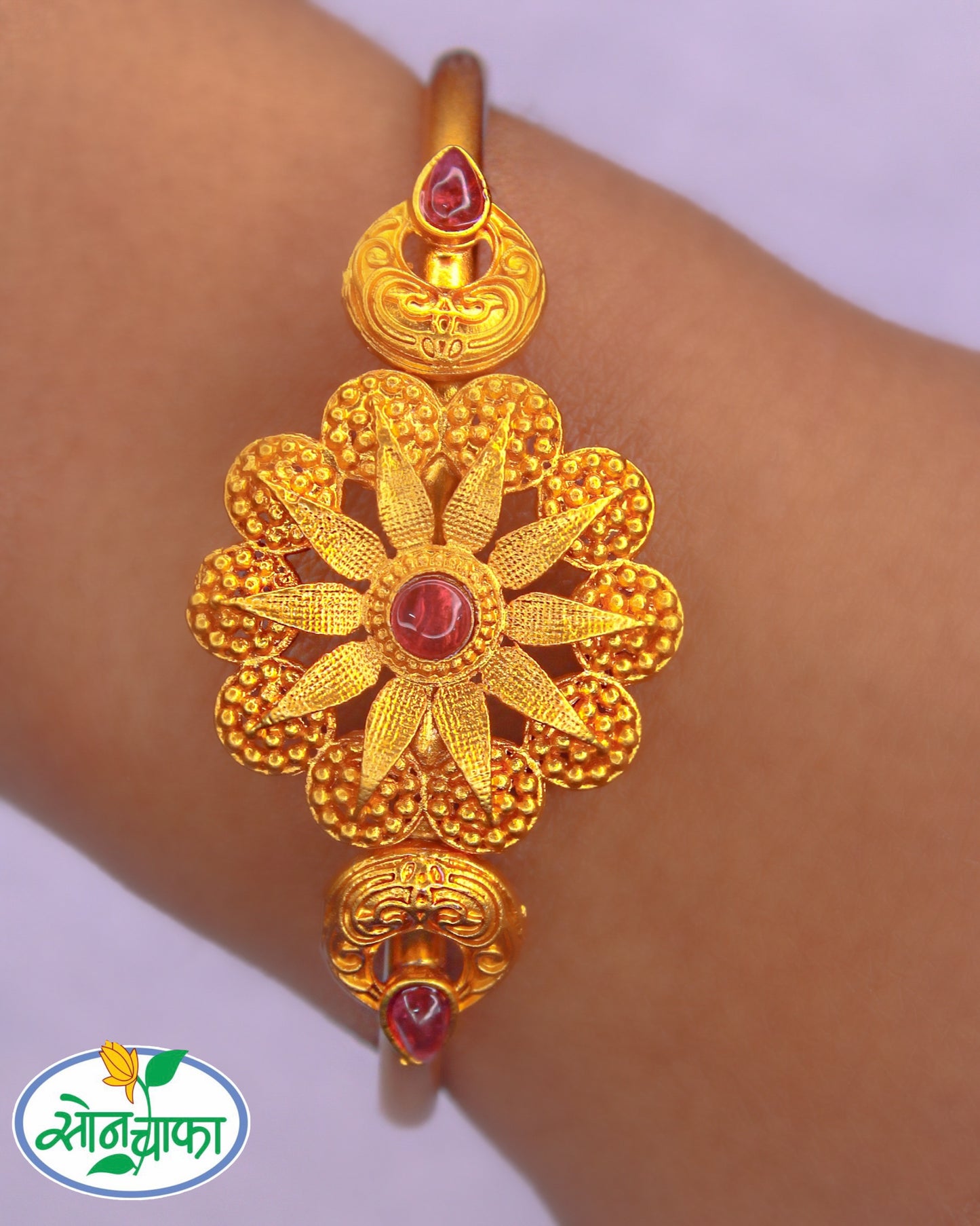 FLORAL DESIGNER KADA