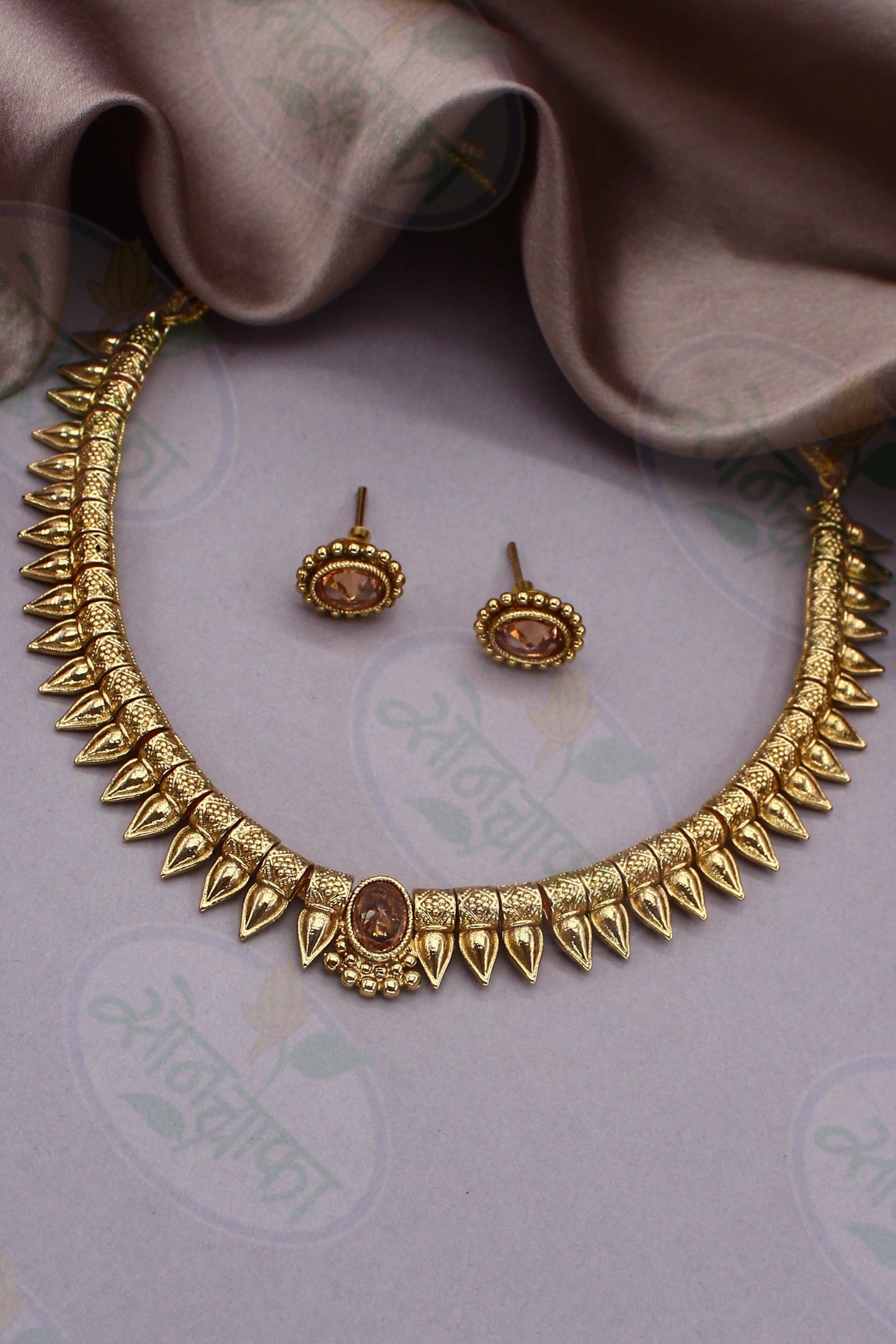 UNIQUE DESIGNER NECKLACE