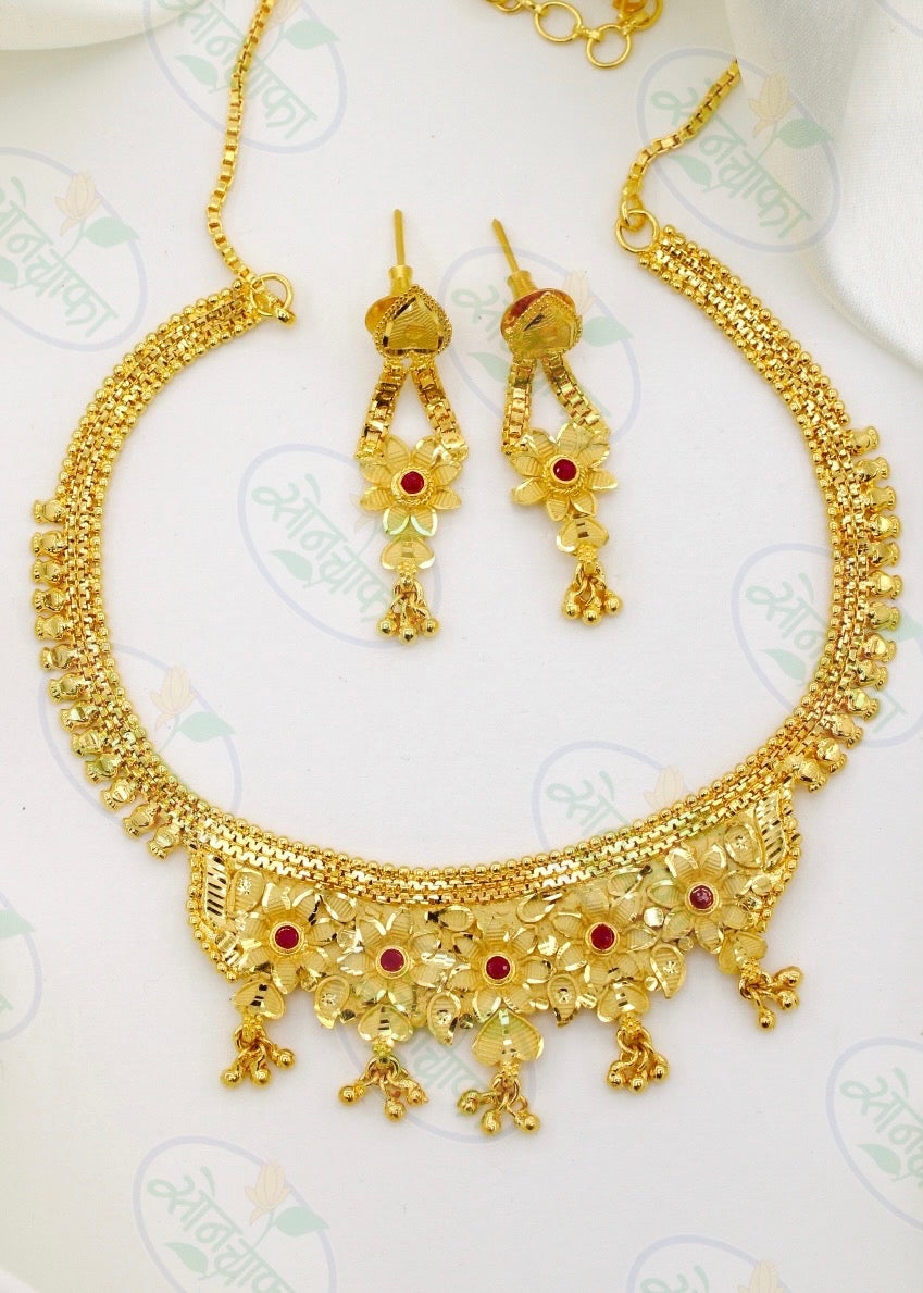 FANCY FLORESCENCE NECKLACE