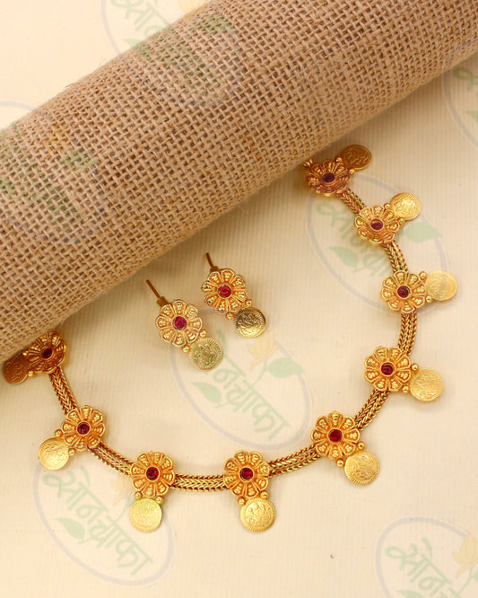 TRADITIONAL FLORET NECKLACE
