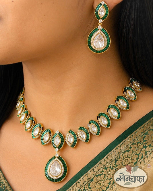 UNIQUE DESIGNER  NECKLACE