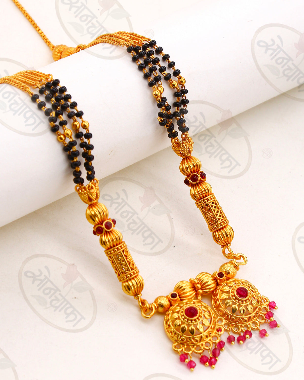 SLEEK CONTEMPORARY MANGALSUTRA