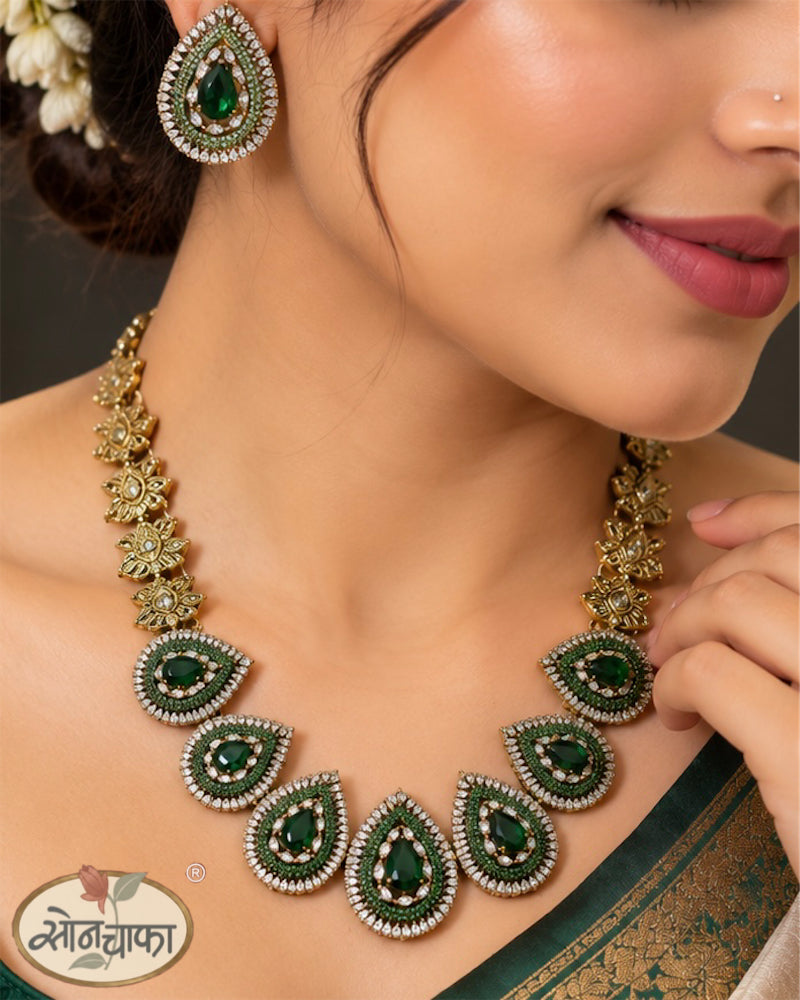 SIGNATURE GRACE DIAMOND NECKLACE
