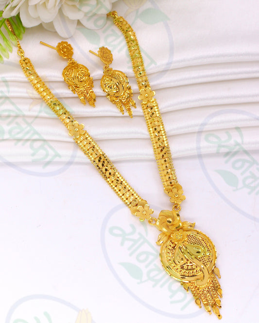 GRACEFUL LEAFY FLORAL NECKLACE