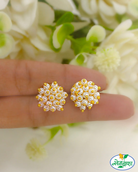 DAZZLING PEARL EARRINGS
