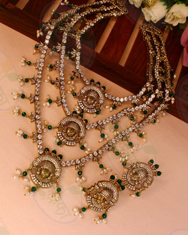 IMPRESSIVE RAJASI NECKLACE