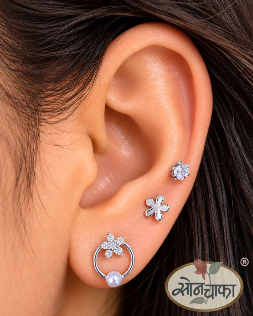 SPARKLING DIA EAR -STUDS