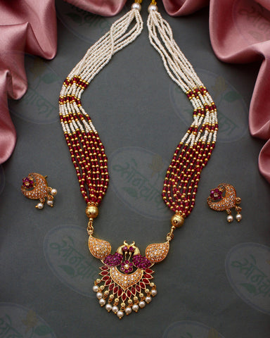 BLISSFUL DESIGNER PEARL NECKLACE