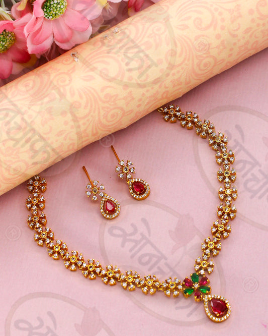 BLOSSOM ANTIQUE NECKLACE