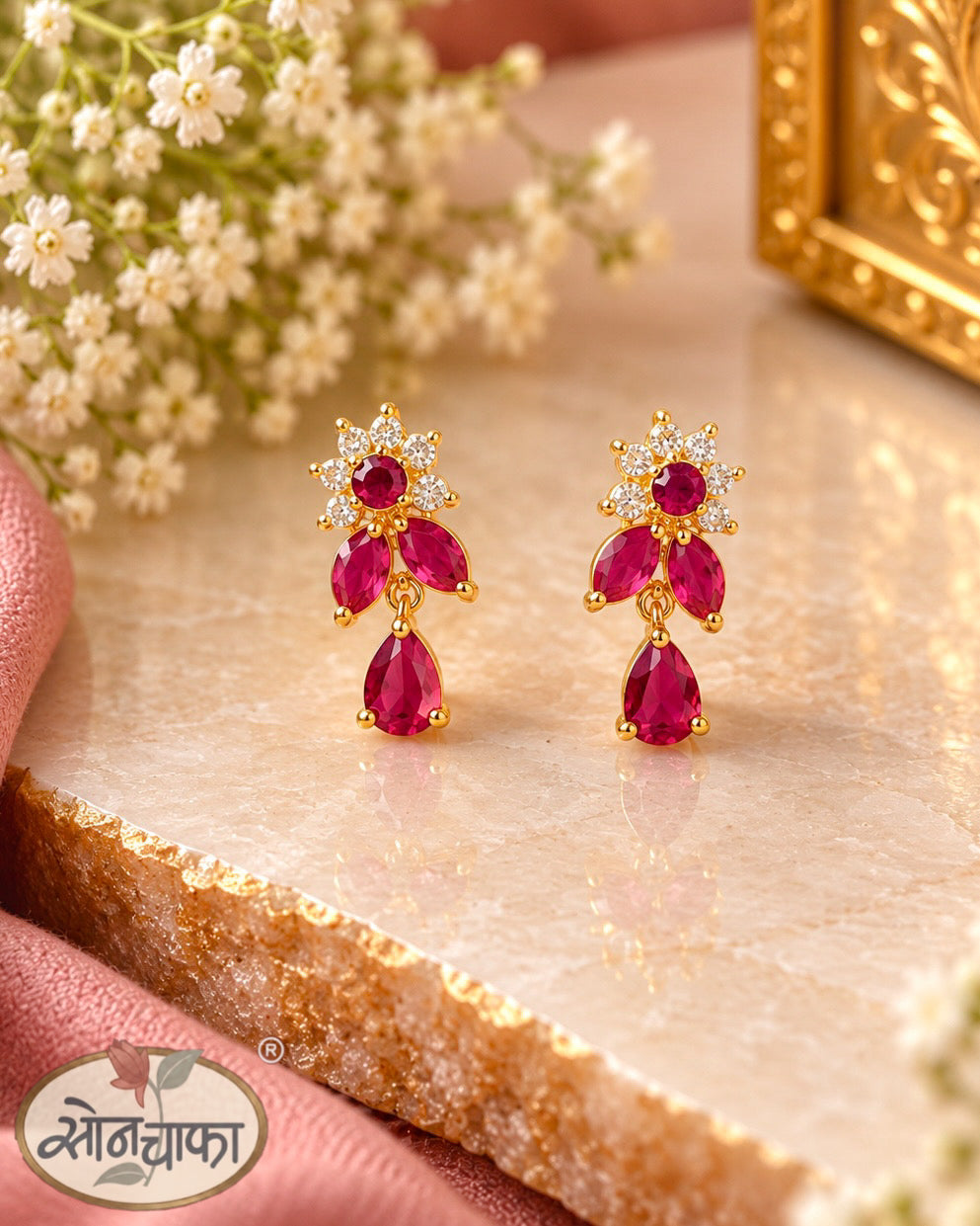 PRETTY DESIGNER EARRINGS