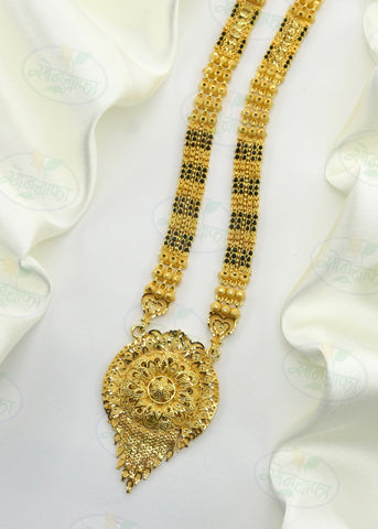 GLEAMING GOLD PLATED MANGALSUTRA