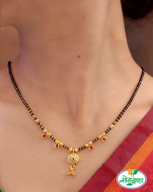 STUNNIG ANTIQUE MANAGALSUTRA