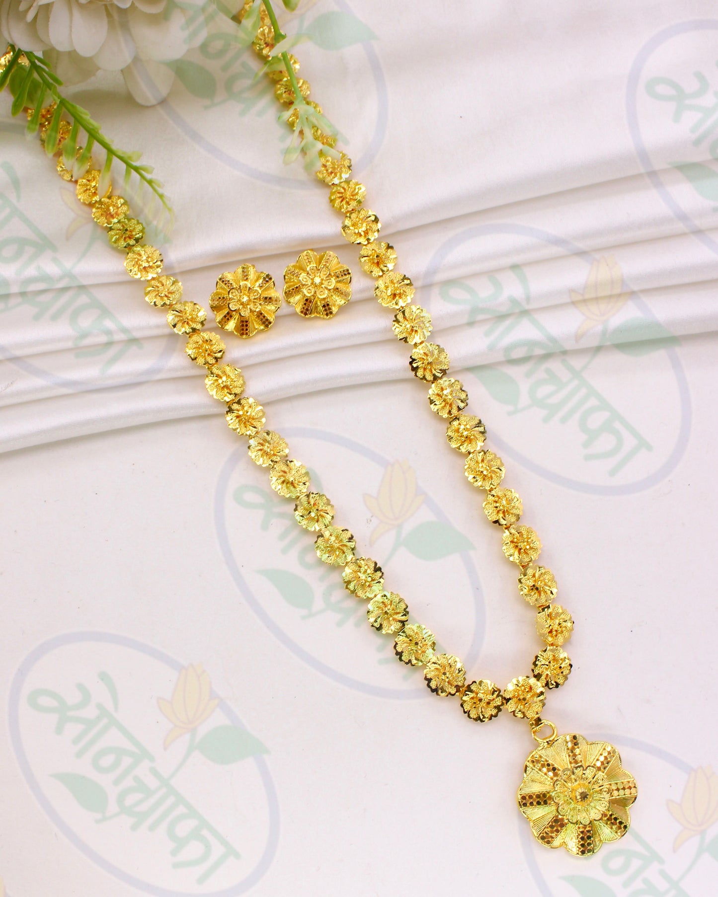 FLORET DESIGNER NECKLACE