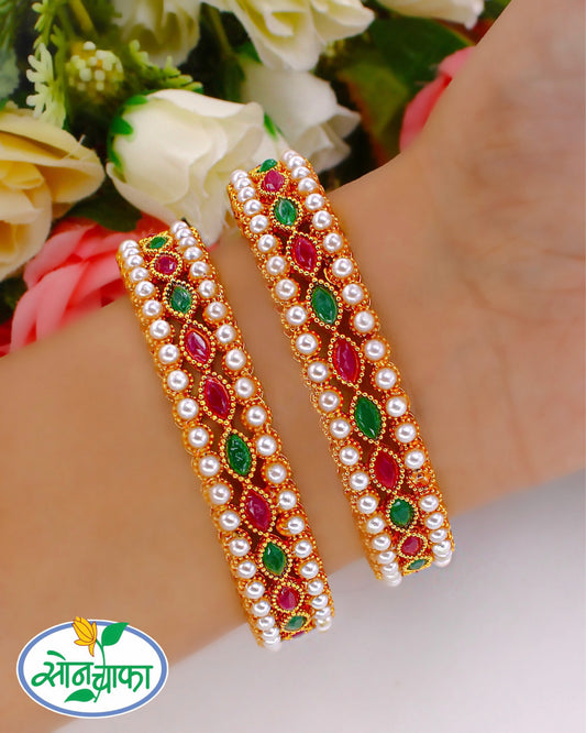 ELEGANT PEARL BANGLES