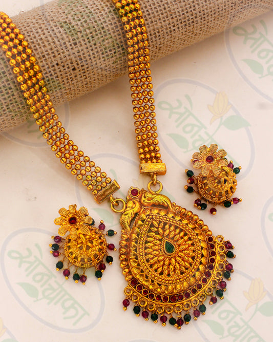 DROPLET DESIGNER NECKLACE