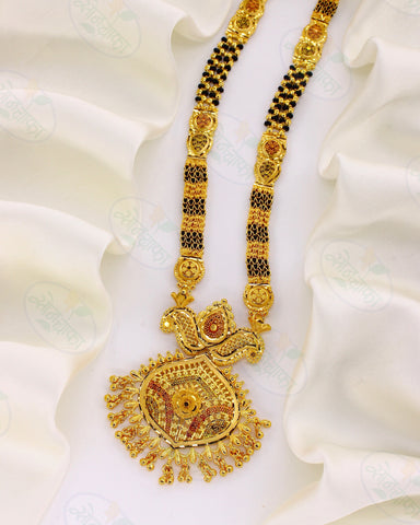 ALLURING GOLDEN MANGALSUTRA