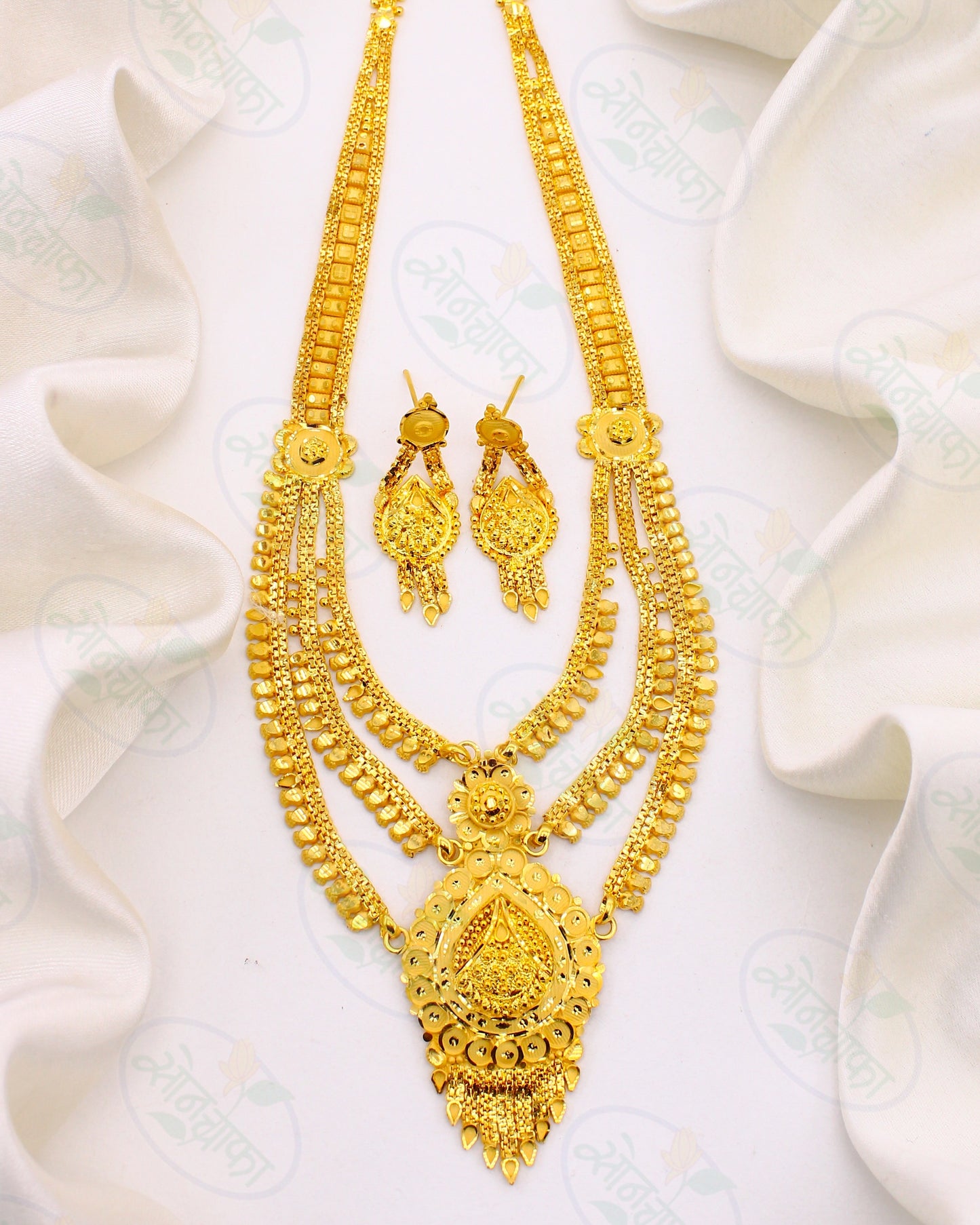 BEAUTIFUL DESIGNER GOLD PLATED NECKLACE