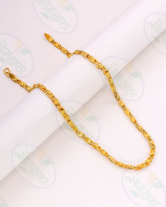 CAPTIVATING GOLD PLATED CHAIN