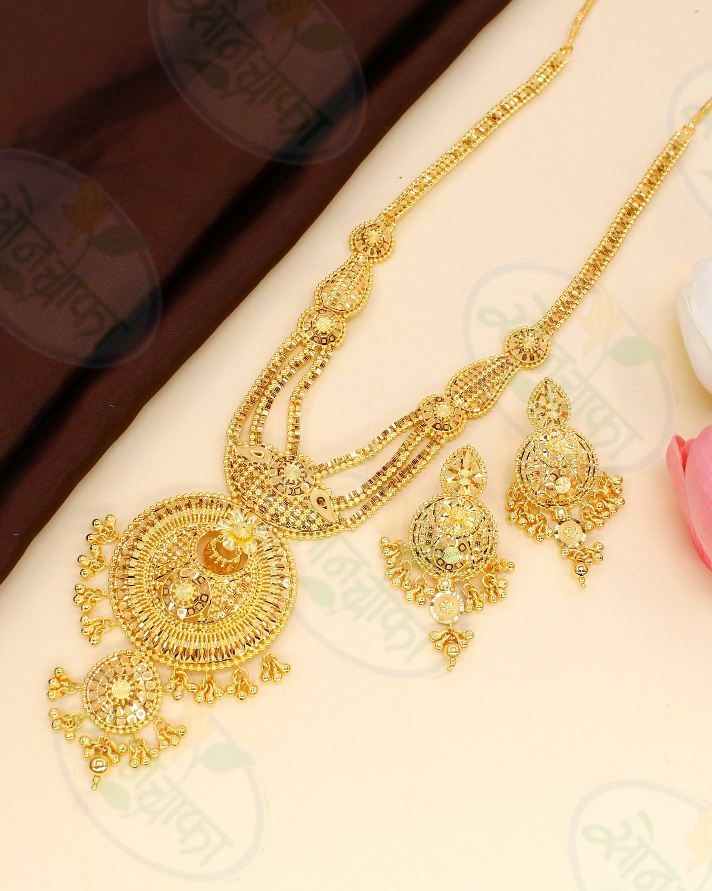 FLORENCE GOLD PLATED NECKLACE