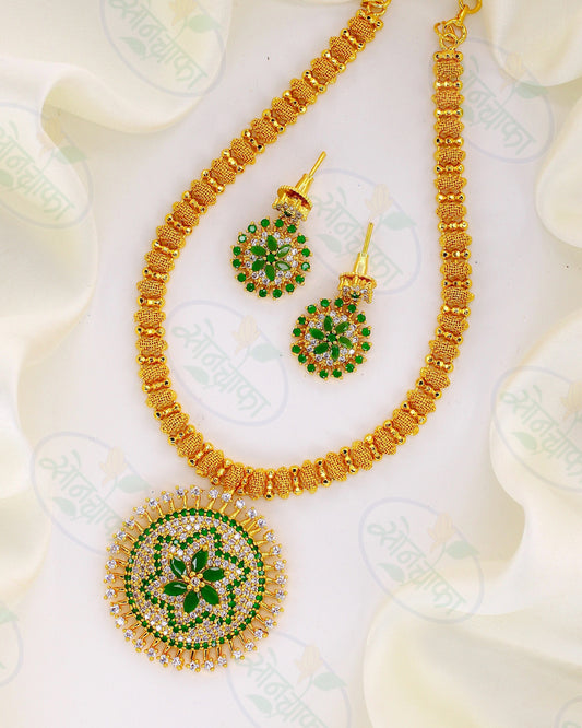 FLORET DESIGNER SURYA HAAR NECKLACE
