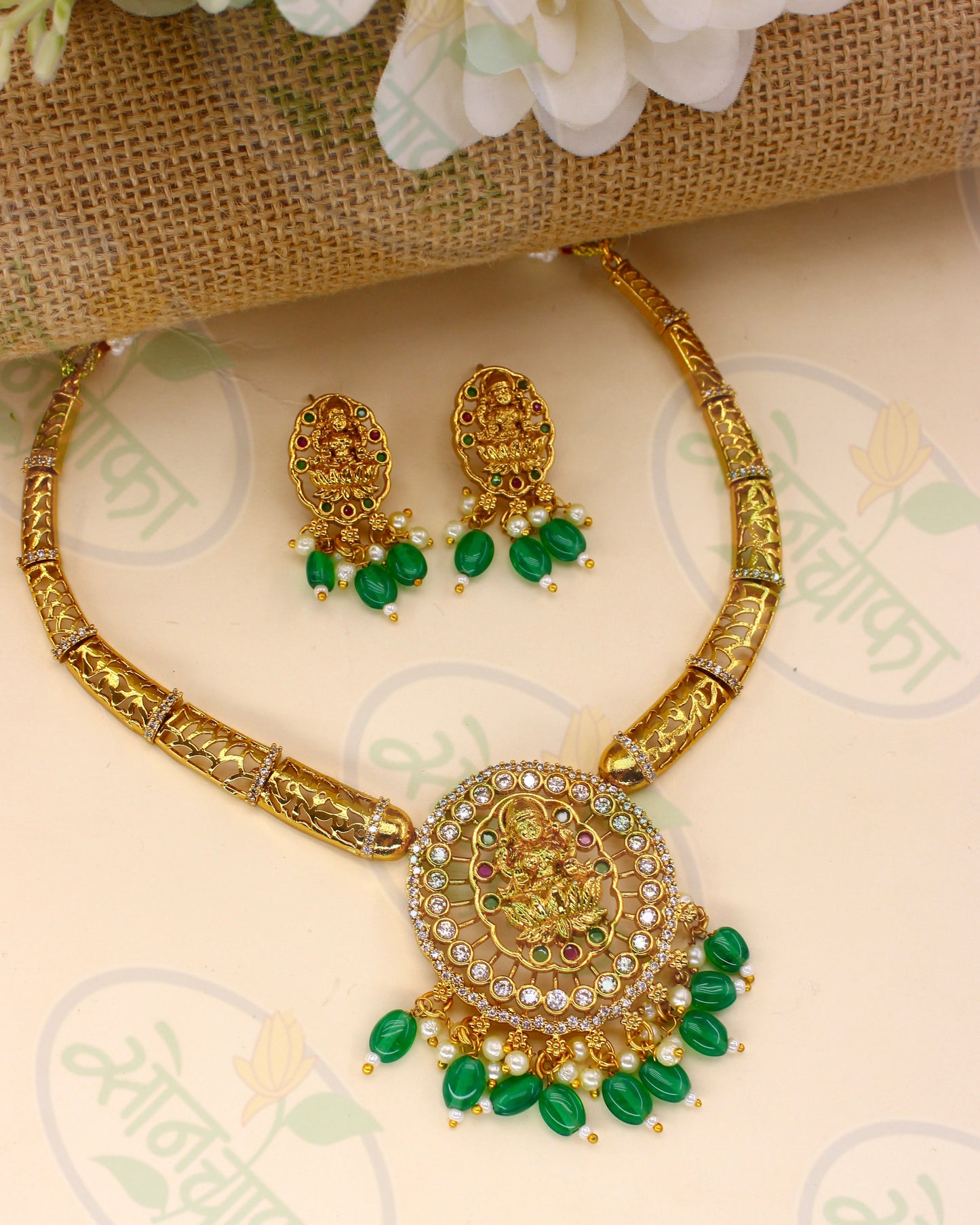 TEMPLE DESIGNER NECKLACE