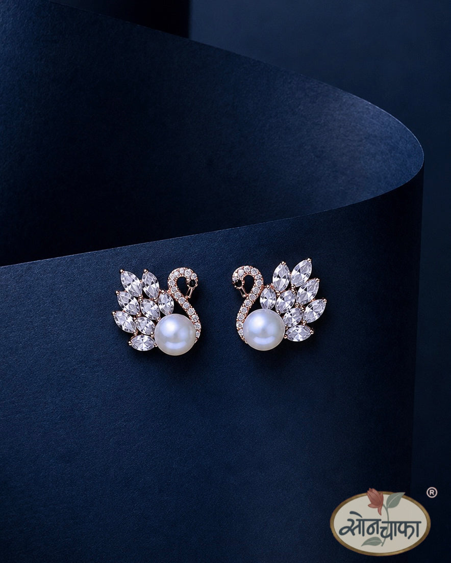 SWAN PEARL GRACE EAR-STUDS