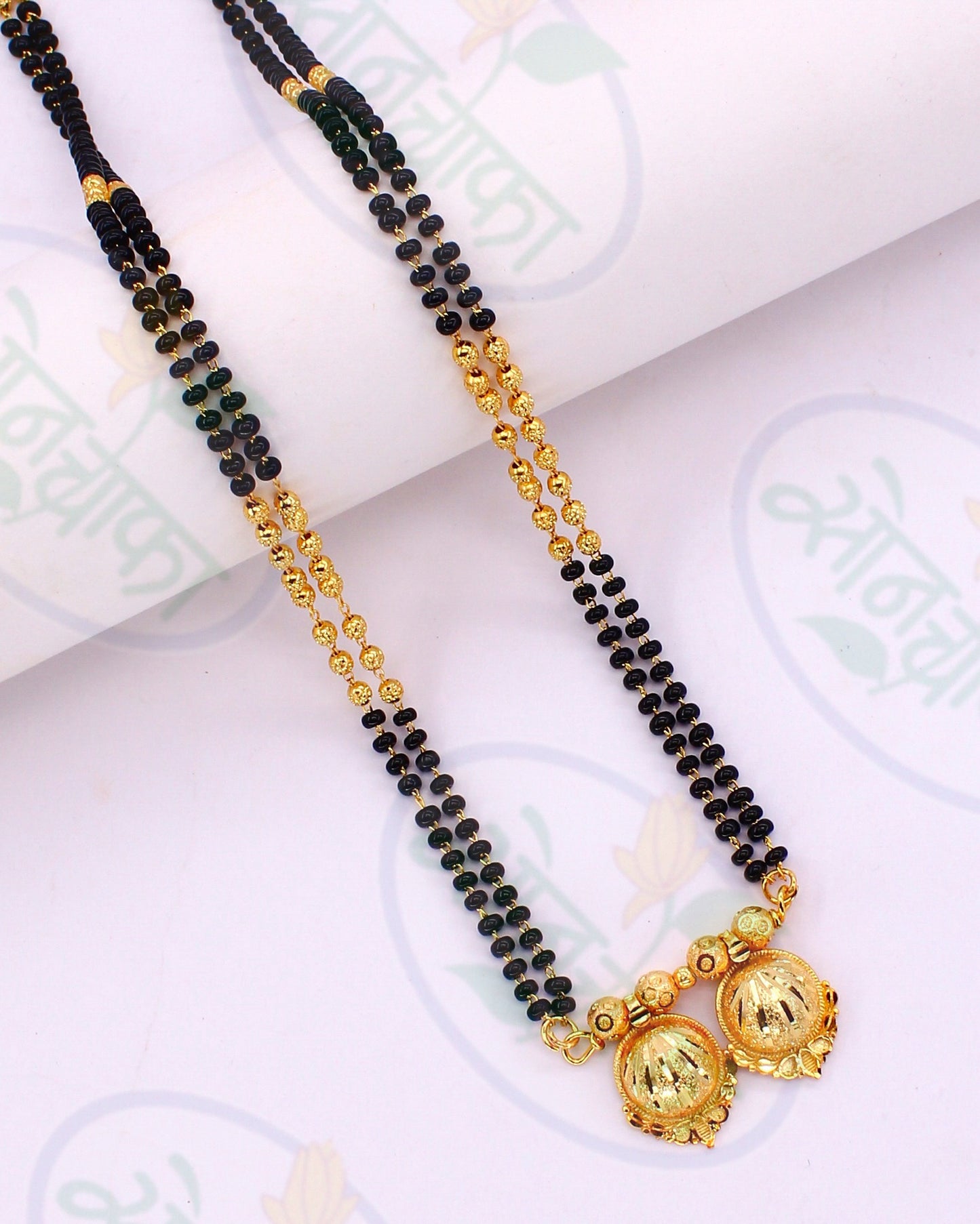 BEAUTIFUL WATI PENDANT MANGALSUTRA