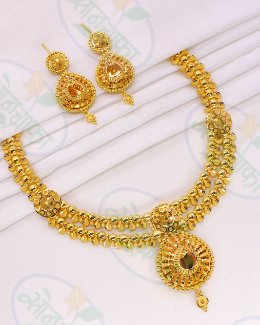 DROPLET DESIGNER NECKLACE SET