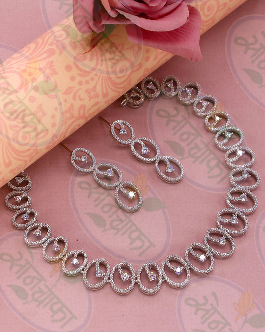 OVERLAPPING DIAMOND NECKLACE SET
