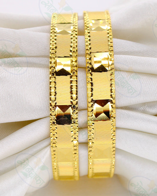 DAZZLING SQUARE DESIGNER BANGLES