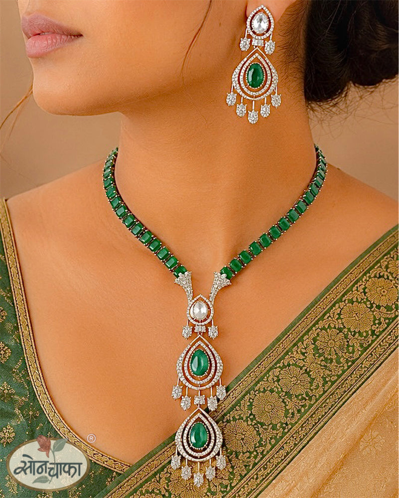 LATEST GREEN STONE NECKLACE