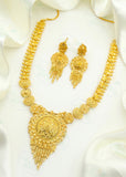 STYLISH GOLD PLATED NECKLACE