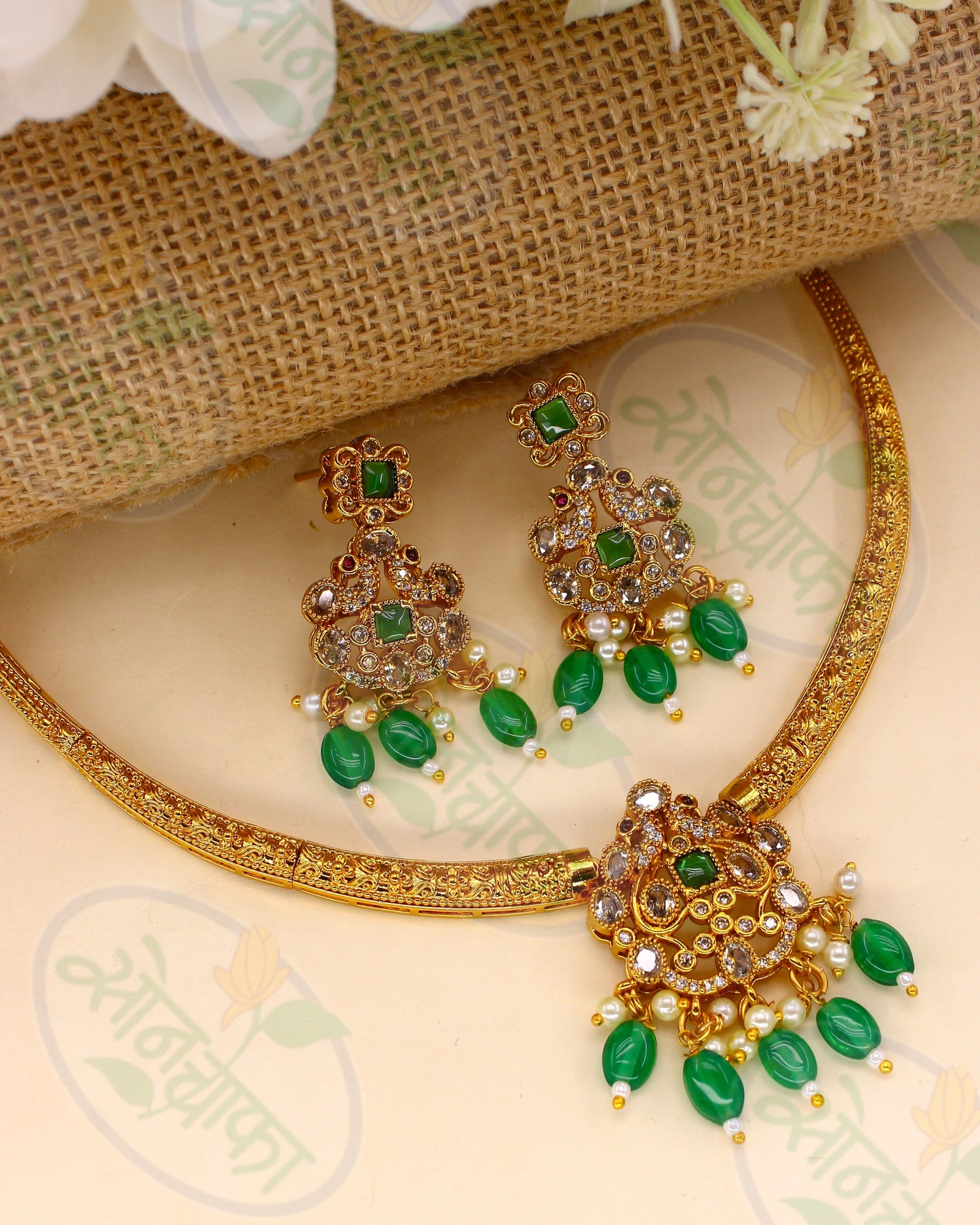 DAZZLING RAJASI NECKLACE SET