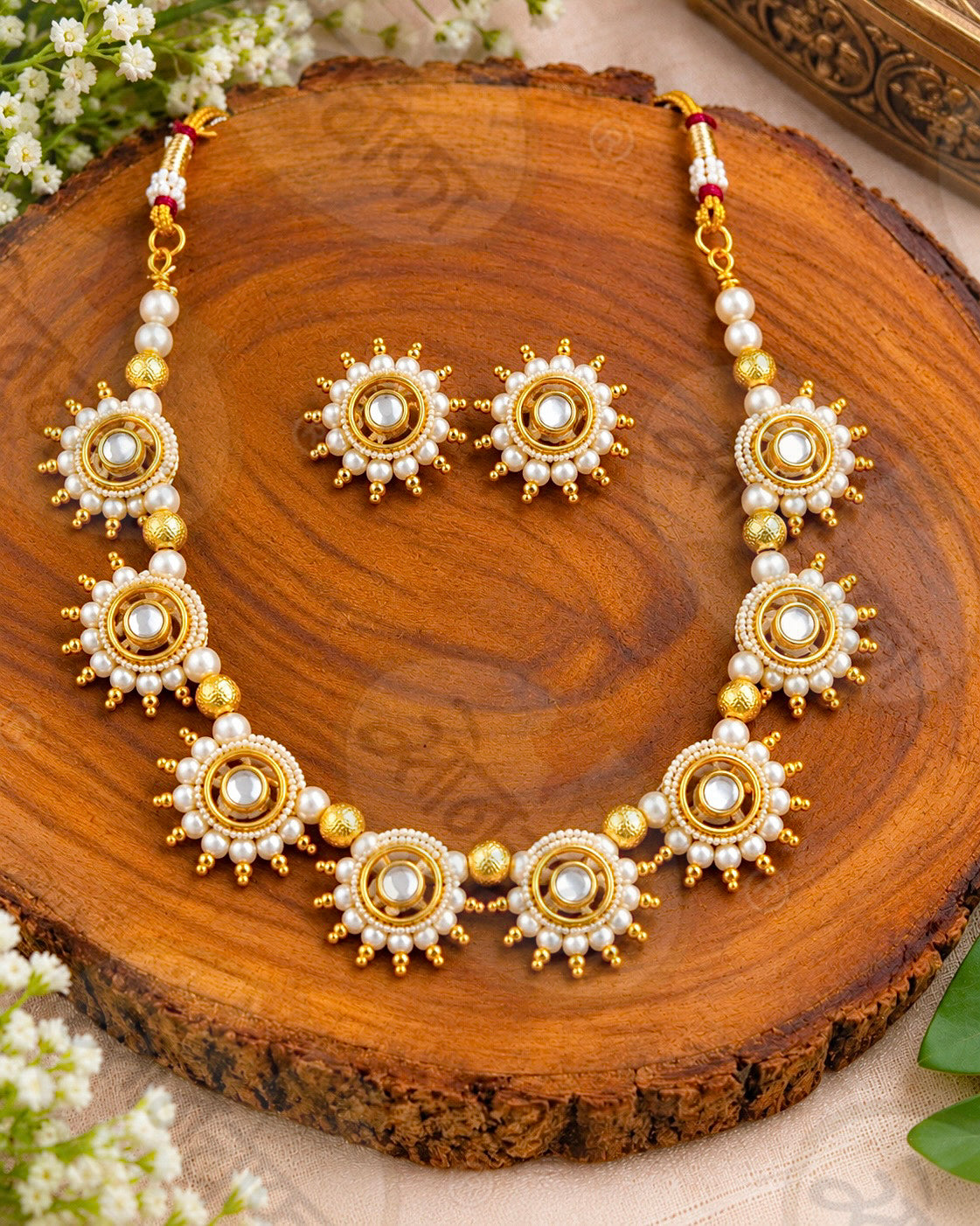 FLORET MOTI NECKLACE