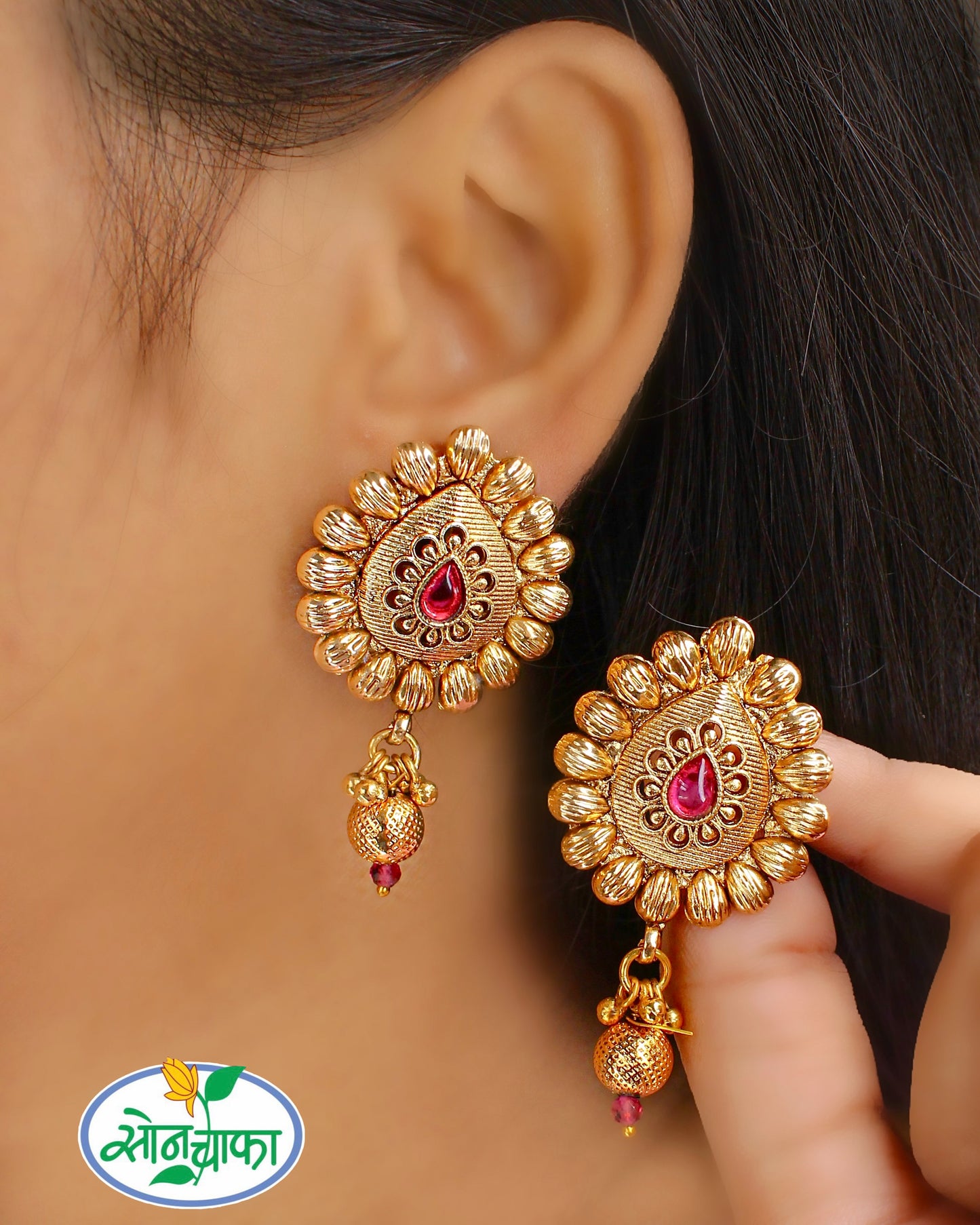 LEAFLET ANTIQUE EARRINGS