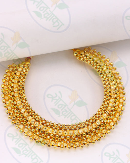 TRENDY GOLDEN BEADS THUSHI